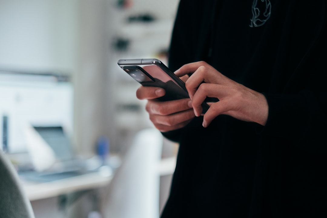 Essential Tips For Safe Cleaning Methods For Your Phone Speaker