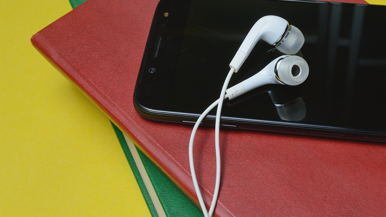 Phone Stuck in Headphone Mode? Here’s How to Fix It