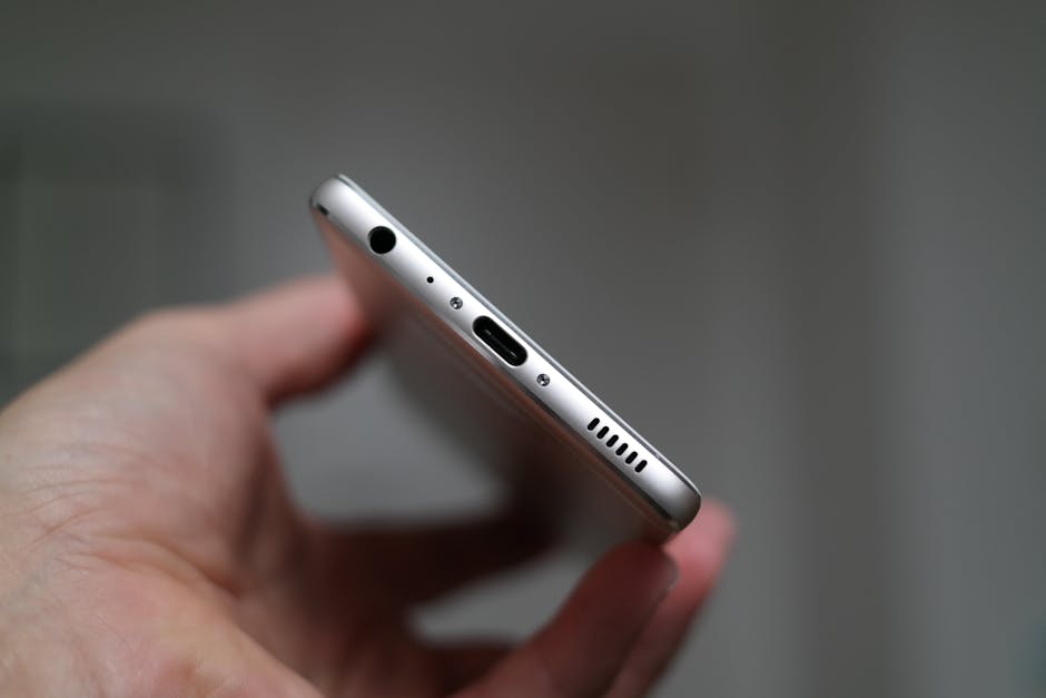 Step-By-Step Guide On How To Clean Phone Charging Port