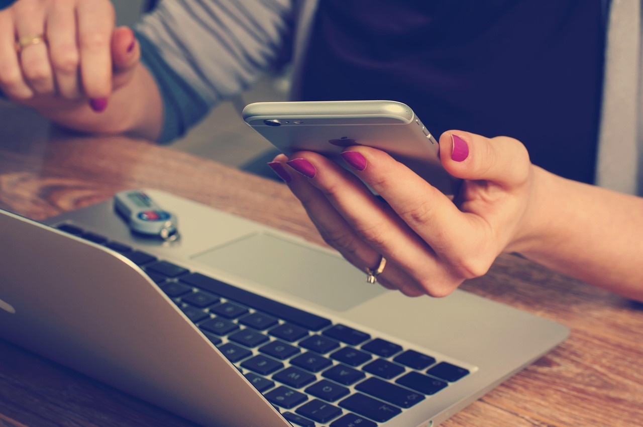 Understanding The Phone Speaker Cleaning Myth